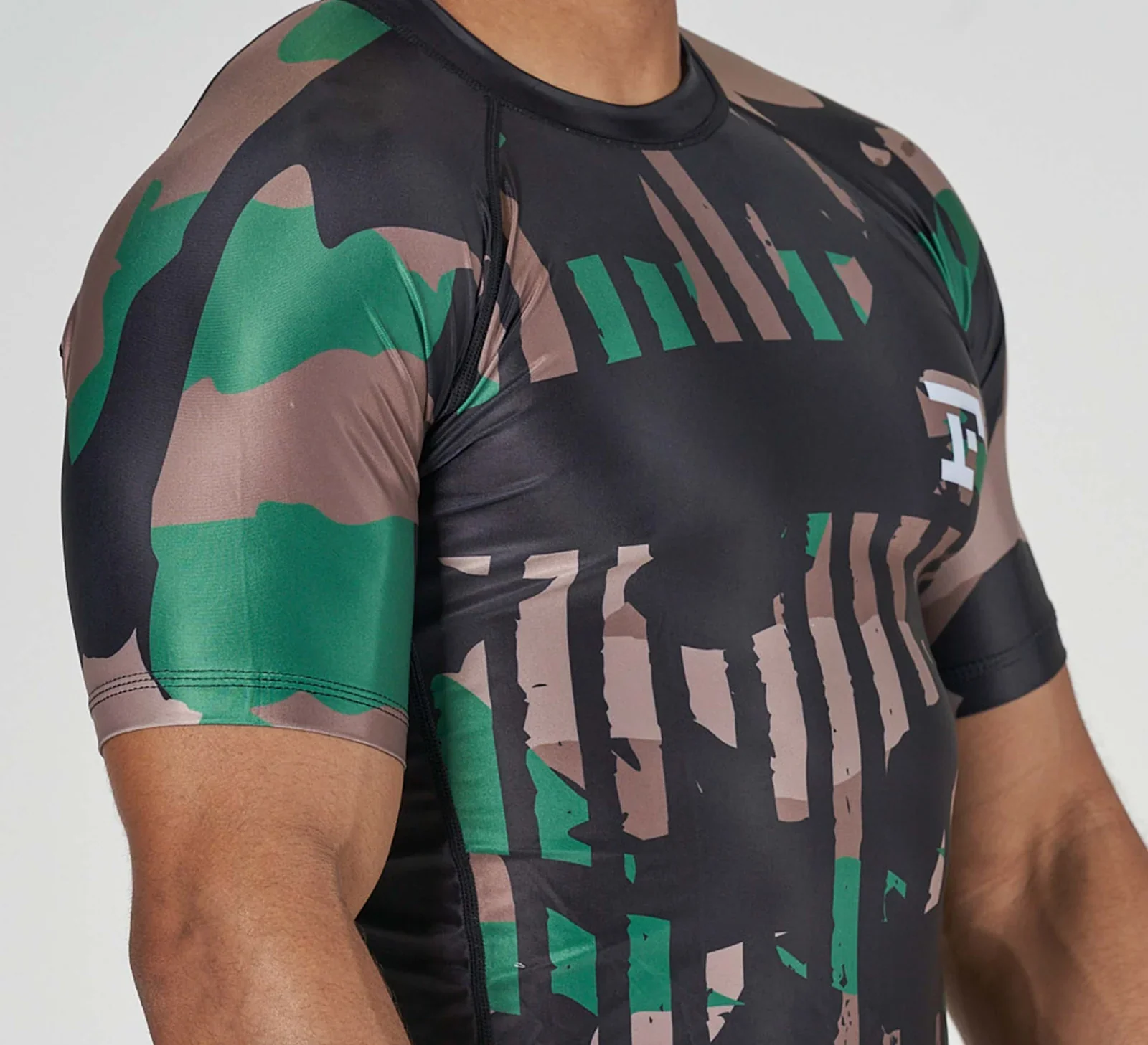 Fuji Camo Flex Lite Rashguard - Image 5
