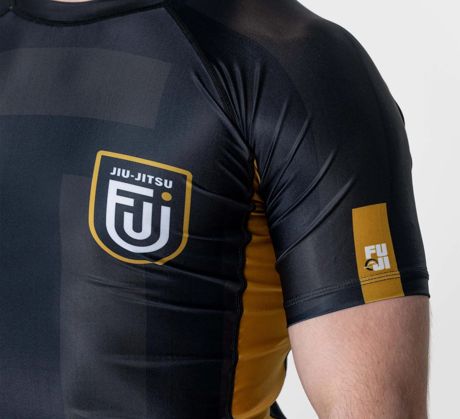Fuji Rebel Flex Lite Rashguard - Image 10