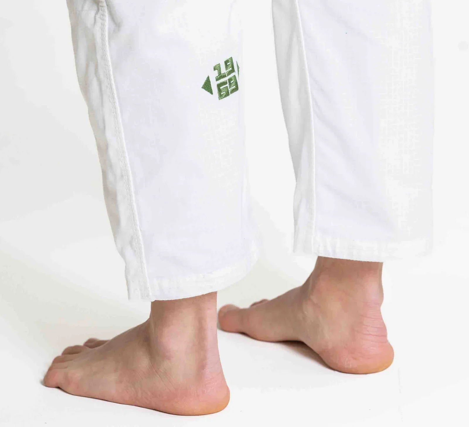 Fuji Womens Flow-Tech BJJ Gi - Image 61